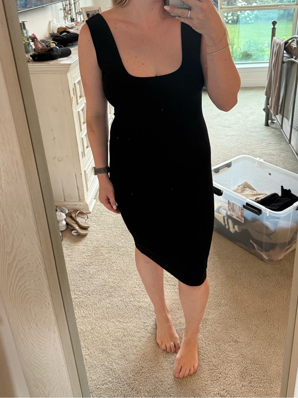 Missguided Black Slim Fitting Midi Dress